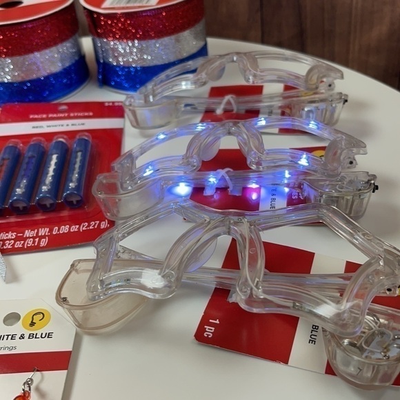 Michaels 4th of July Craft Ribbon Wands Flashing Star Glasses Earrings Bundle - Picture 13 of 16